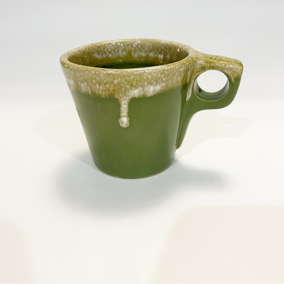 VTG Hull Oven Proof Drip Glaze RARE Green Coffee Mug "O" Handle USA - Picture 1 of 4